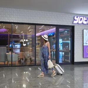 Yotelair Airport, Duty Free - International Transit Area اسطنبول